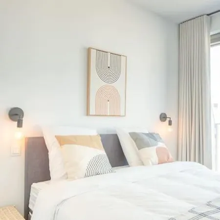 Apartment Cozy For 6 In Ostend