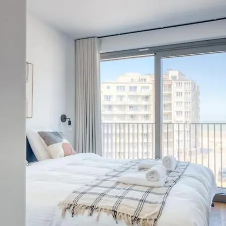 Cozy For 6 In