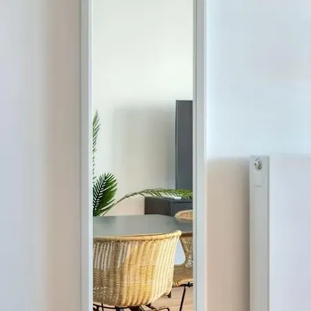 Cozy For 6 In Lägenhet